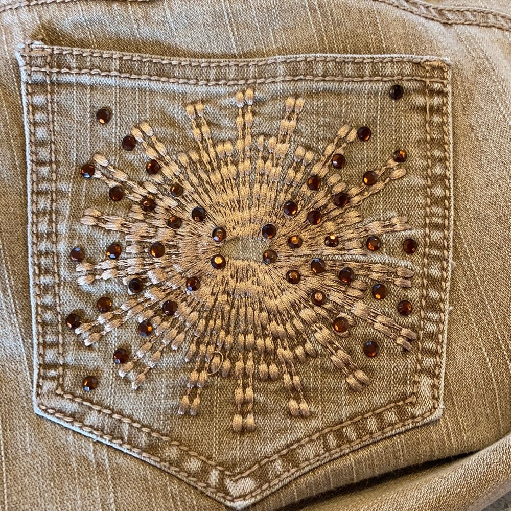 Jeans - Picture 6 of 7
